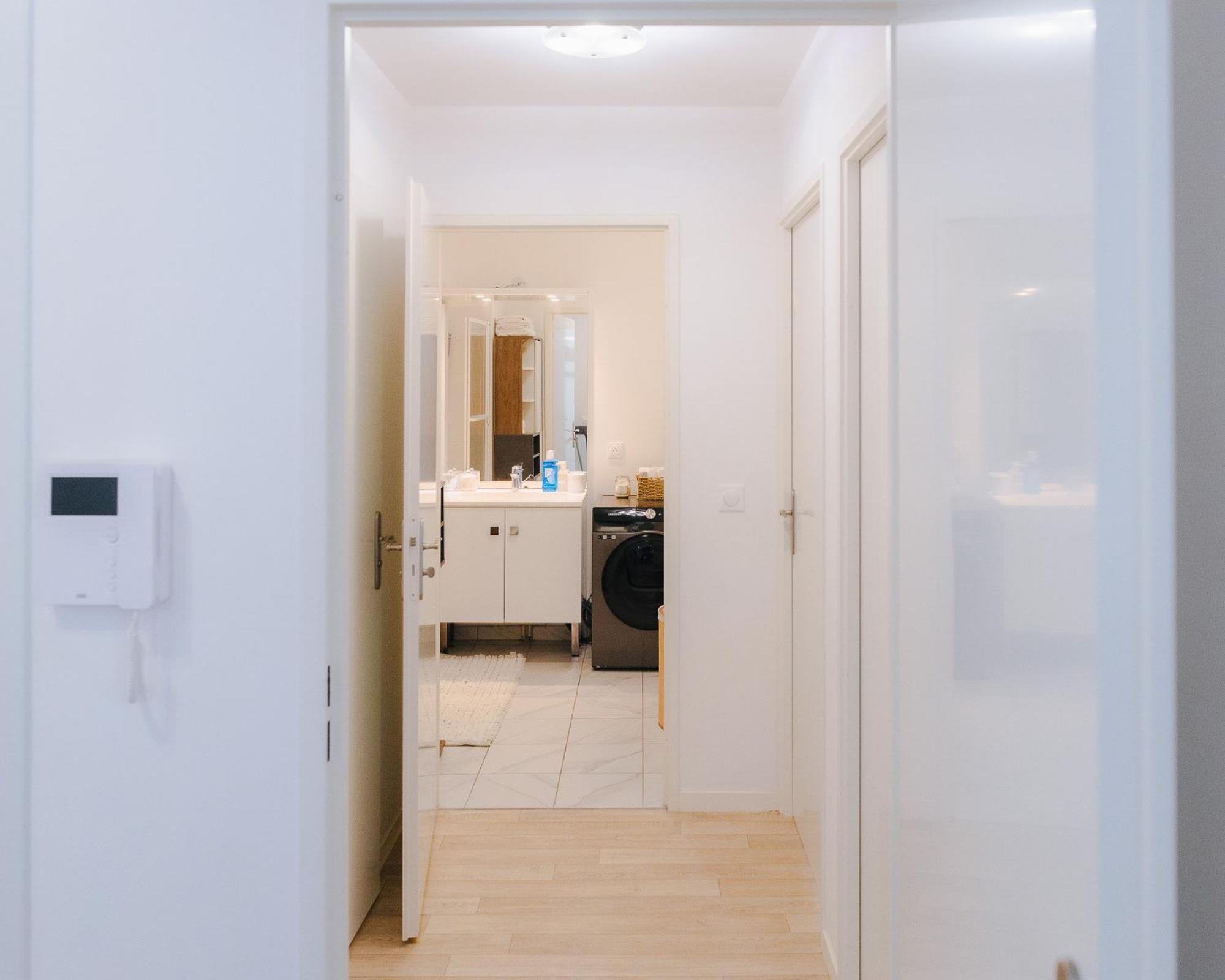 Appartement Luxueux, Neuf & Equipe A Versailles, Saint-Cyr-lʼÉcole מראה חיצוני תמונה