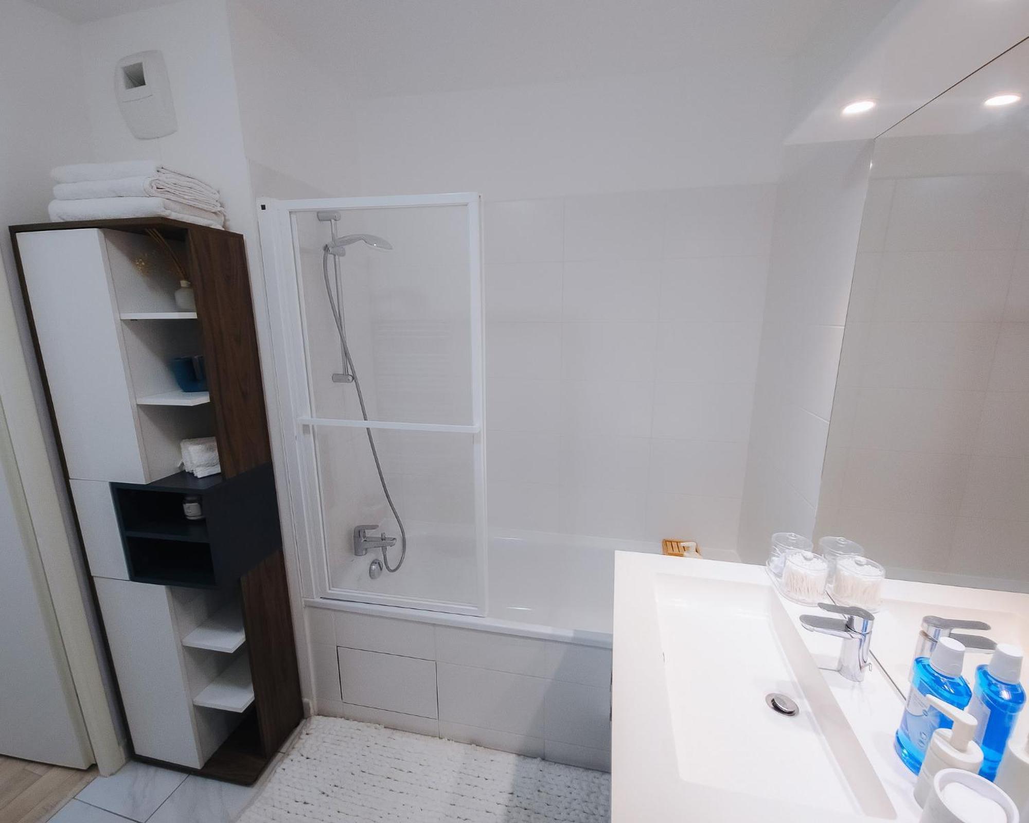Appartement Luxueux, Neuf & Equipe A Versailles, Saint-Cyr-lʼÉcole מראה חיצוני תמונה