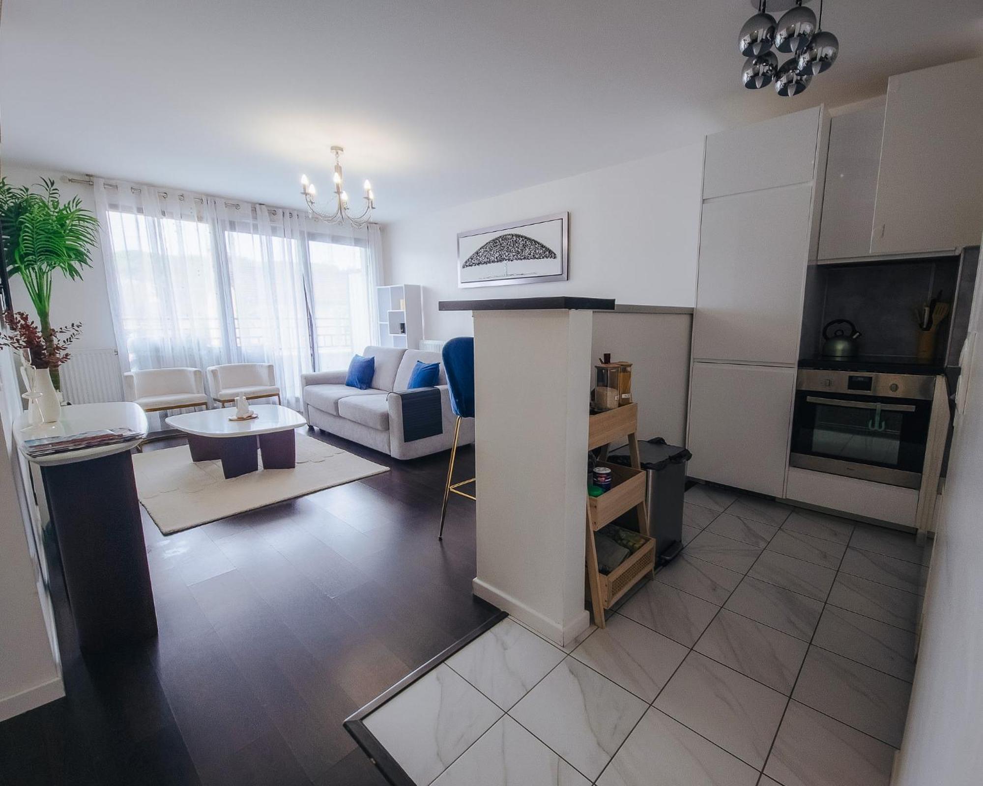 Appartement Luxueux, Neuf & Equipe A Versailles, Saint-Cyr-lʼÉcole מראה חיצוני תמונה
