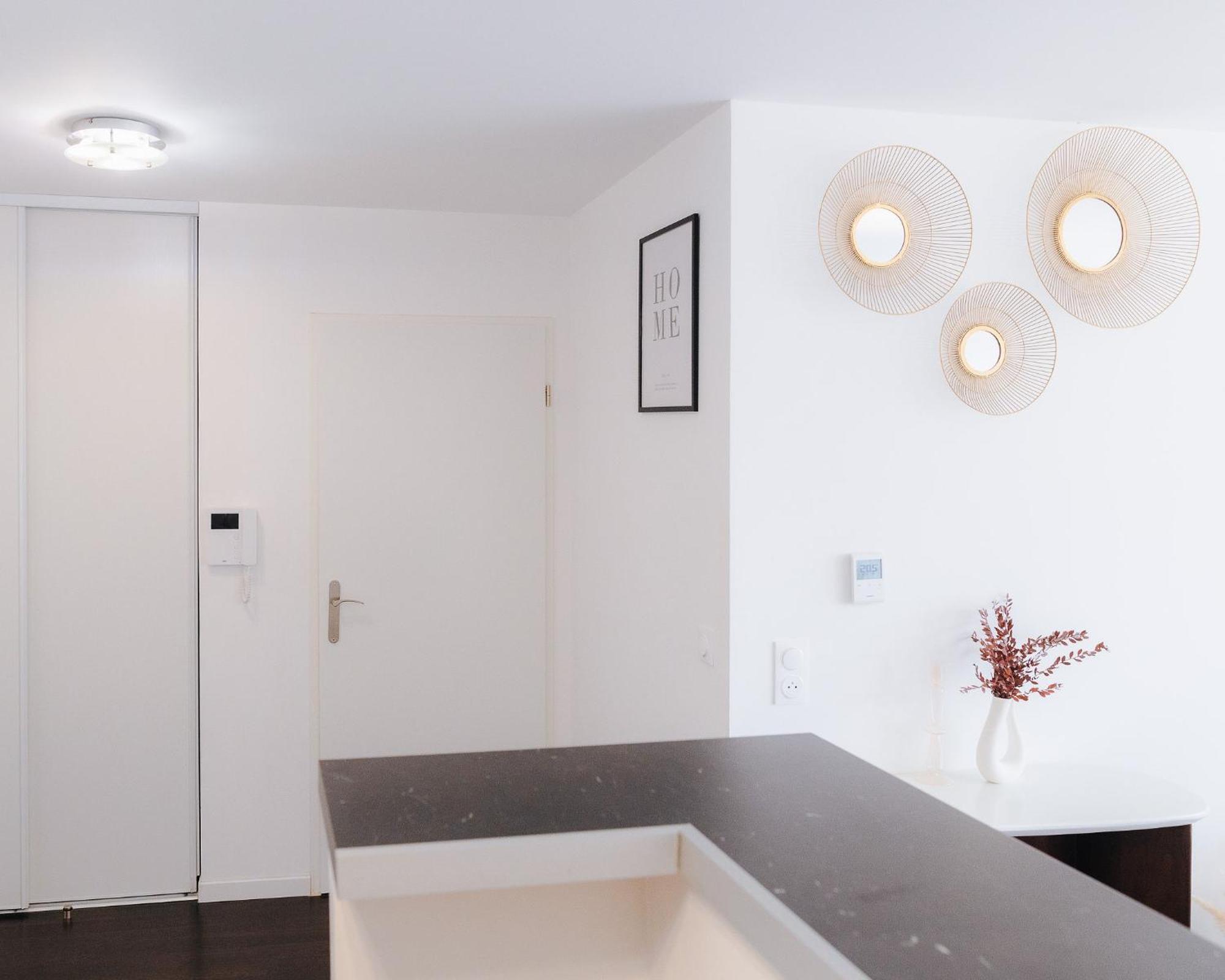 Appartement Luxueux, Neuf & Equipe A Versailles, Saint-Cyr-lʼÉcole מראה חיצוני תמונה